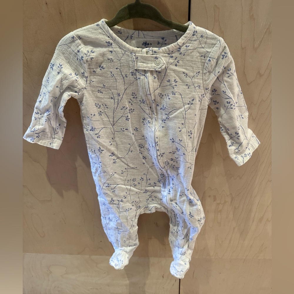 Aden + Anais Footie Pajama / Sleeper, 3-6 month